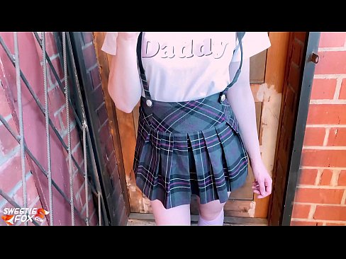 ❤️ Koolitüdruk imeb sügavalt oma riista ja kuratab klasside asemel. ❤️❌ Pornovideo at et.xxxshake.ru ❤